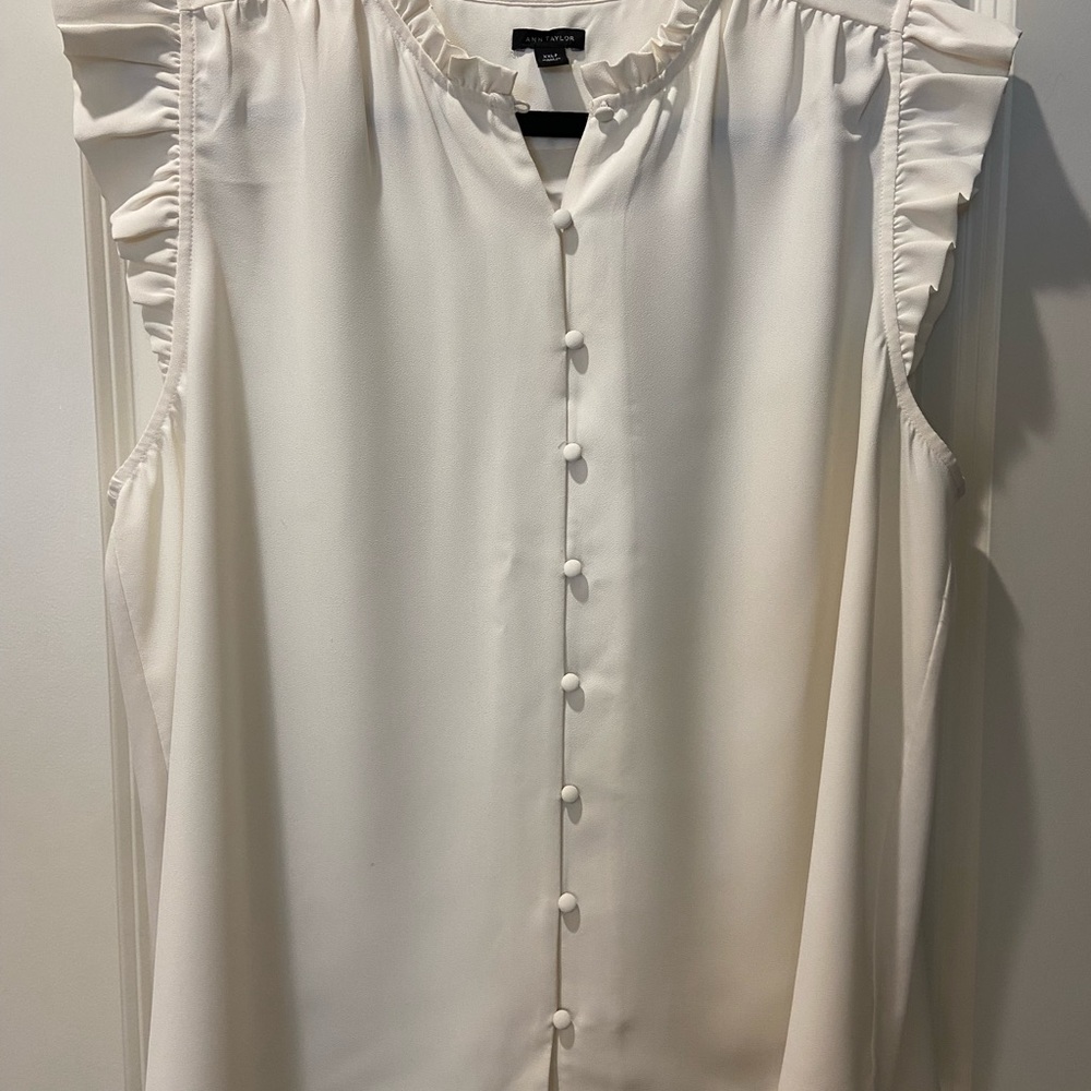 Ann Taylor Cream Sleeveless Ruffle-Trim Button Front Blouse